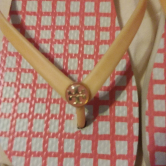 Tory Burch flip flops (Authentic) - Picture 2 of 5